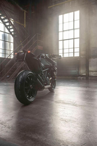 BRABUS KTM 1300 R 23 (103)