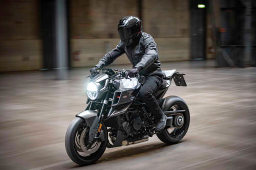 BRABUS KTM 1300 R 23 (53)