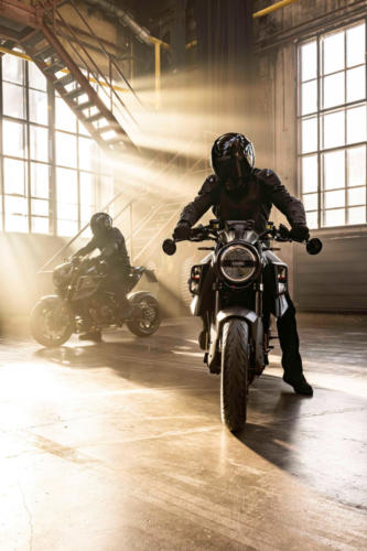 BRABUS KTM 1300 R 23 (60)