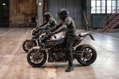 BRABUS KTM 1300 R 23 (81)