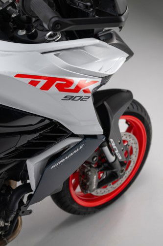 Benelli TRK 902 Stradale 2026 (7)