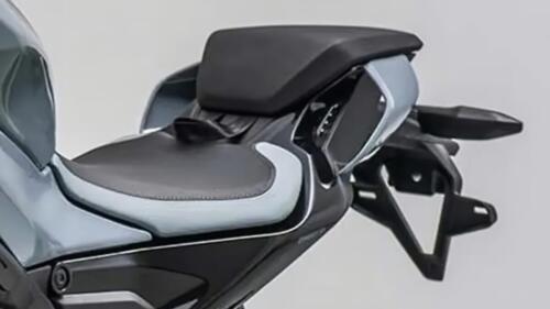 CFMoto 675 SR-R (18)_1