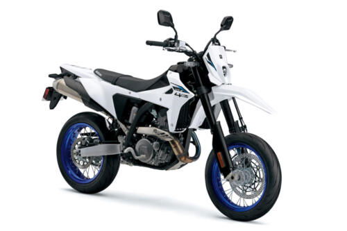 DR-Z400SMRLM5_30H_diagonal