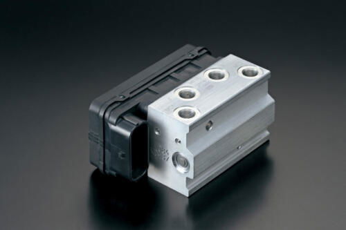 DR-Z400SMRLM5_ABS_unit