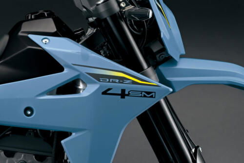 DR-Z400SMRLM5_Logo_decal