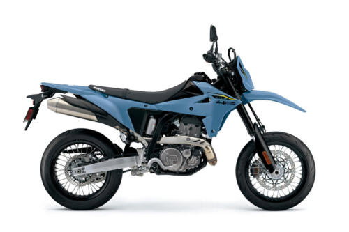 DR-Z400SMRLM5_Q1T_Rside
