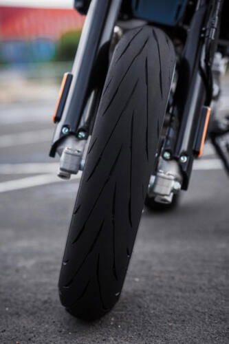 DR-Z400SMRLM5_action_38