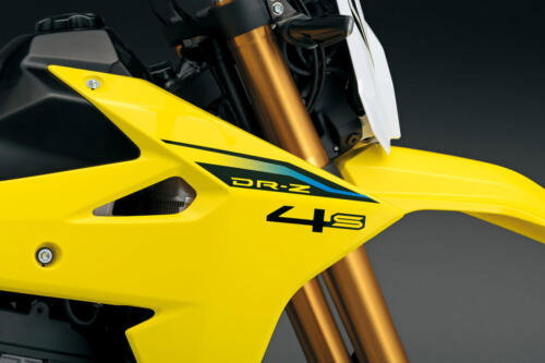 DR-Z400SRJM5_Logo_decal