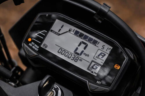 DR-Z400SRJM5_action_38