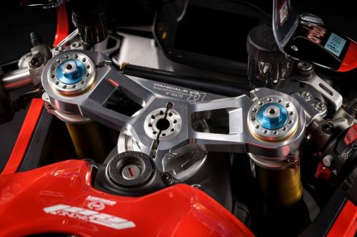 DUCATI_PANIGALE_REPLICA_2024 _13__UC589891_High