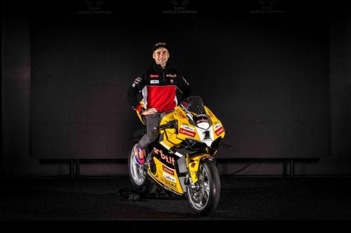 DUCATI_PANIGALE_REPLICA_2024 _41__UC589881_High