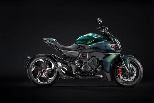 Ducati Diavel for Bentley (2)
