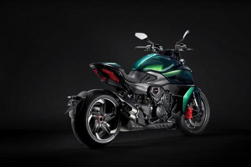 Ducati Diavel for Bentley (21)