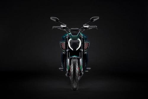 Ducati Diavel for Bentley (26)