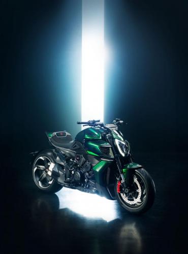 Ducati Diavel for Bentley (49)