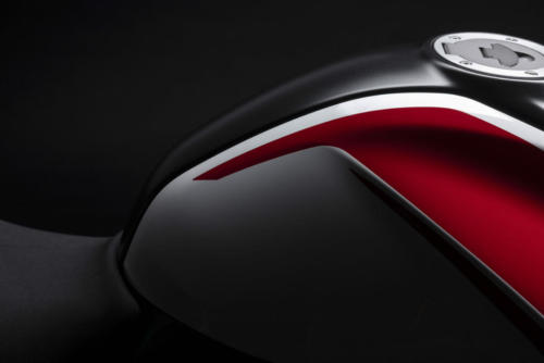 Ducati Monster 30 Anniversario (20)