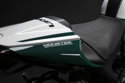 Ducati Monster 30 Anniversario (34)