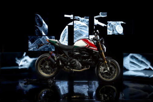 Ducati Monster 30 Anniversario (53)
