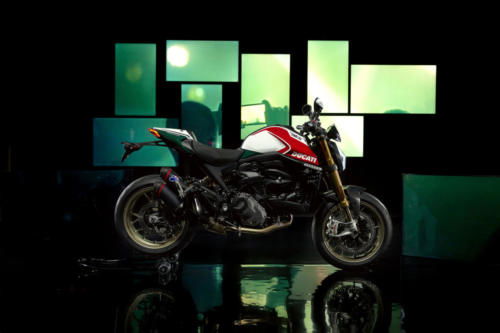 Ducati Monster 30 Anniversario (55)