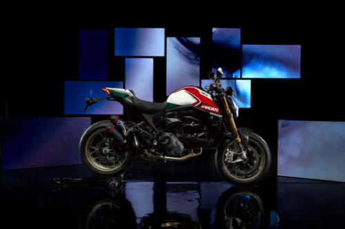 Ducati Monster 30 Anniversario (58)