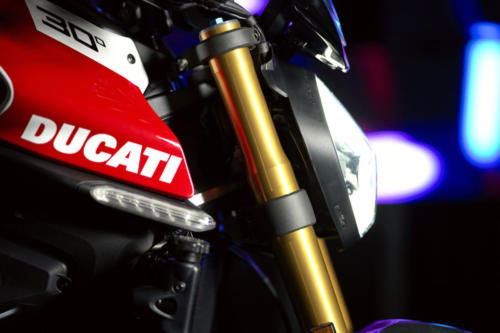Ducati Monster 30 Anniversario (74)