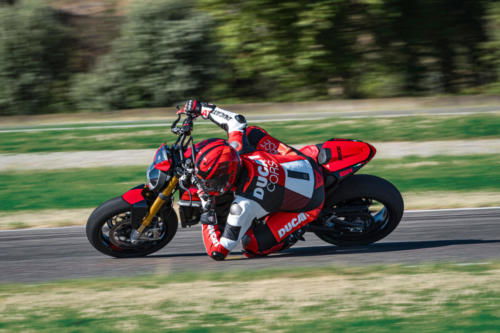Ducati Monster SP 2023 (9)