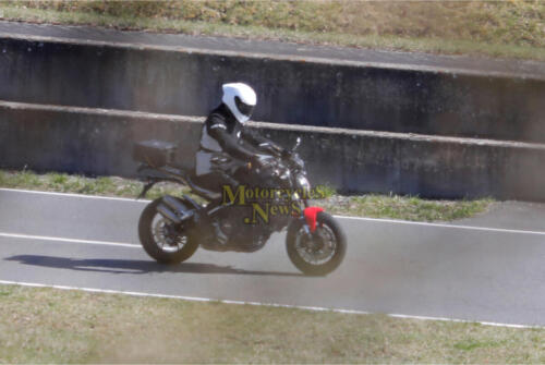 Ducati Monster V2 Prototyp (14)
