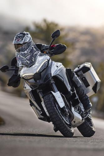 Ducati Multistrada V4 S 2022 (27)