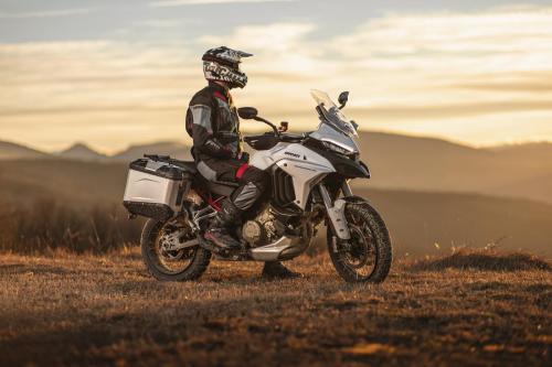 Ducati Multistrada V4 S 2022 (42)