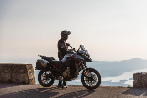 Ducati Multistrada V4 S Grand Tour - 2024 (102)
