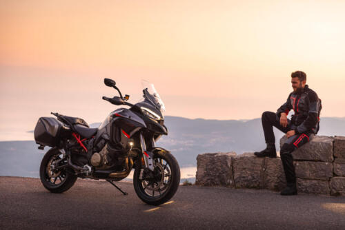 Ducati Multistrada V4 S Grand Tour - 2024 (118)