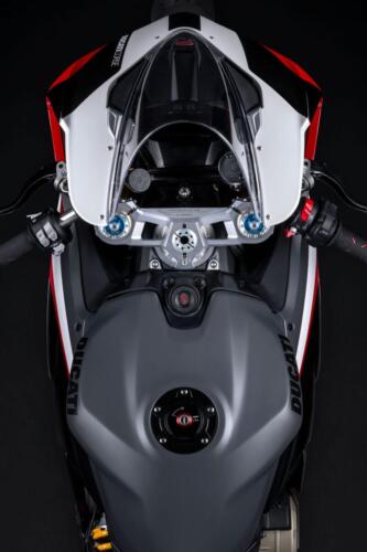 Ducati Panigale V2 Superquadro Final Edition (13)