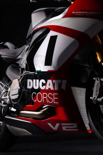Ducati Panigale V2 Superquadro Final Edition (27)