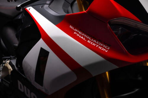 Ducati Panigale V2 Superquadro Final Edition (30)
