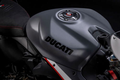 Ducati Panigale V2 Superquadro Final Edition (47)