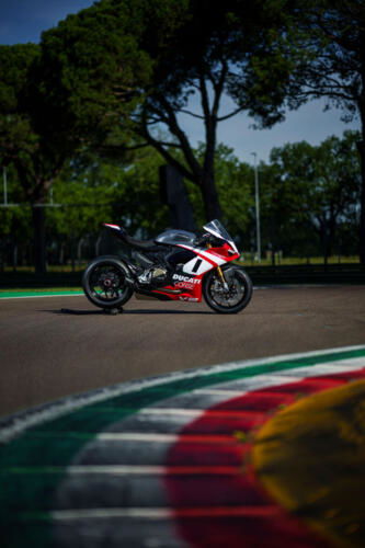 Ducati Panigale V2 Superquadro Final Edition (70)