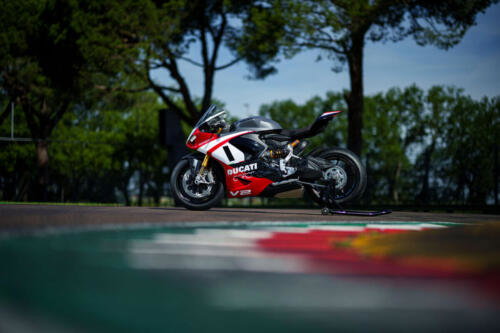 Ducati Panigale V2 Superquadro Final Edition (79)
