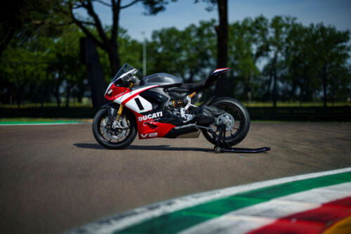 Ducati Panigale V2 Superquadro Final Edition (80)