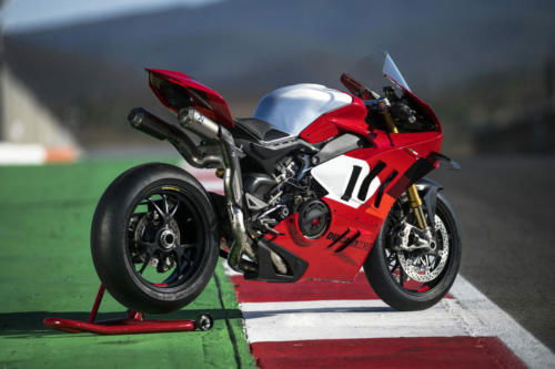 Ducati Panigale V4 R (8)
