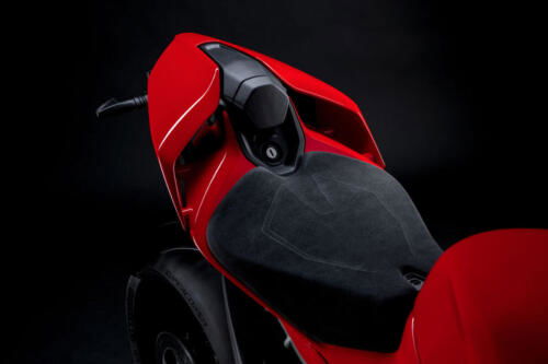 Ducati Panigale V4S - 2025 (126)