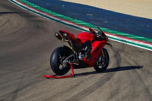 Ducati Panigale V4S - 2025 (28)