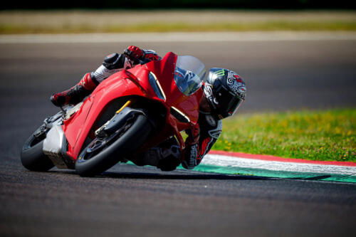 Ducati Panigale V4S - 2025 (86)