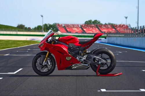 Ducati Panigale V4S - 2025 (92)