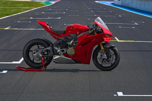 Ducati Panigale V4S - 2025 (95)