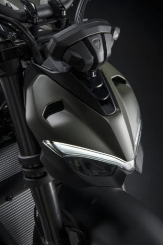 Ducati Streetfighter V2 Storm Green (23)