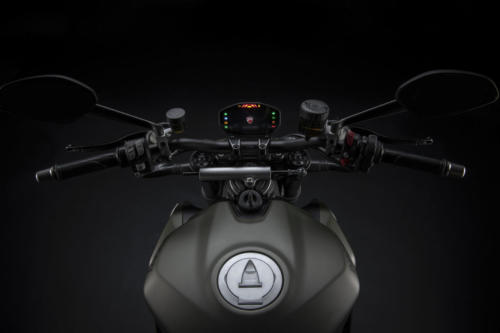 Ducati Streetfighter V2 Storm Green (27)