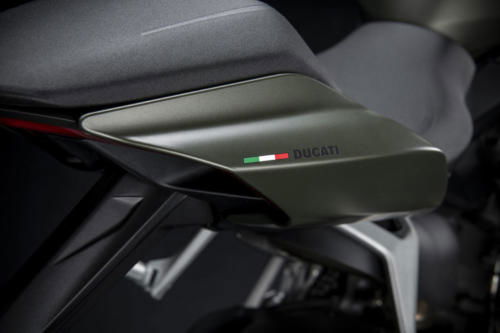 Ducati Streetfighter V2 Storm Green (36)
