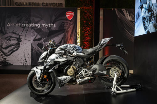 Event_Art of Creating Myths_02_UC601905_High