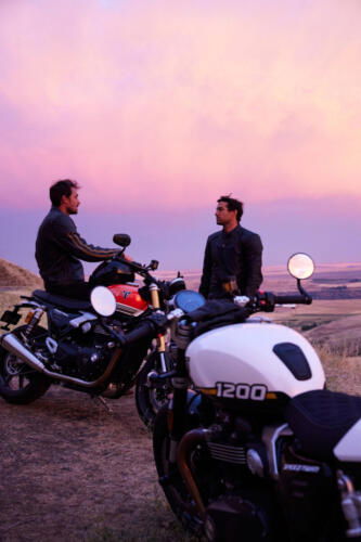 FAM_SpeedTwin1200_MY25_008432_JP