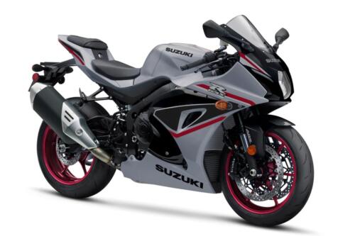 GSX-R1000AM4_QT7_Diagonal_1